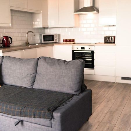 The Sunset Apartment - Margate Beach - By Goldex Coastal Breaks Buitenkant foto